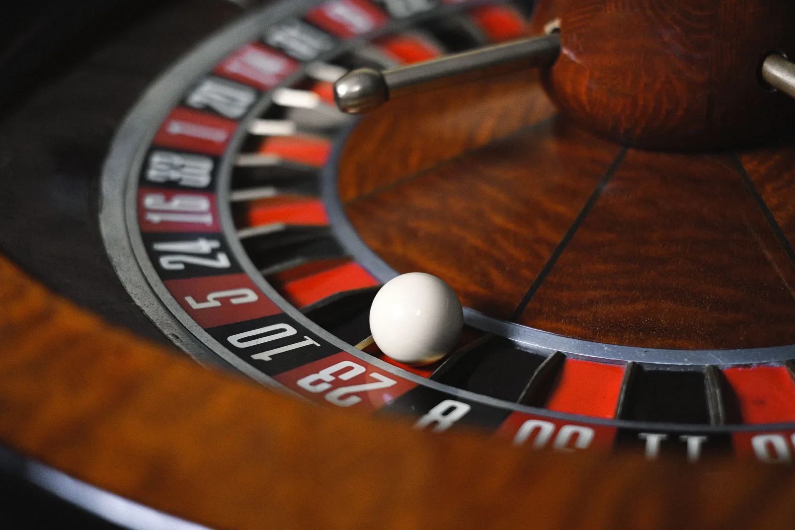 Shared or dedicated live casino: what should shape the decision?